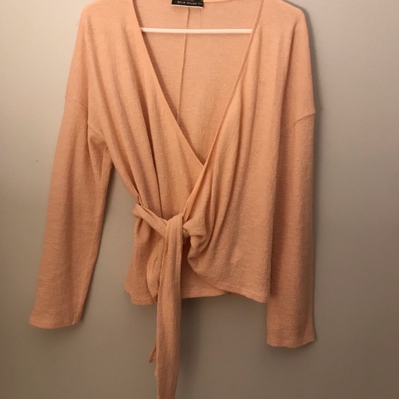 ✨Soft melon wrap top - Picture 2 of 4